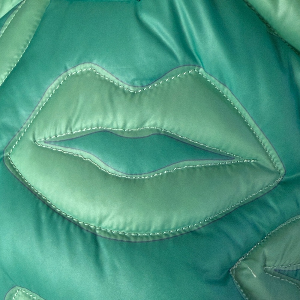 🦊👄🦊 WILDFOX LIPS QUILTED MINT GREEN PUFFY TOTE BAG 🦊👄🦊 NWT 🦊👄🦊 - Picture 6 of 16